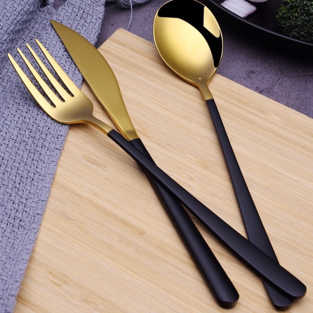 Set of stainless steel cutlery
